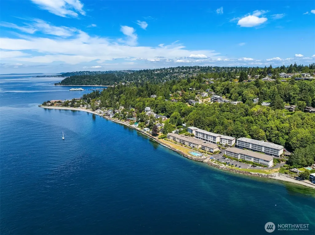 10203 47th Avenue SW Seattle WA 98146