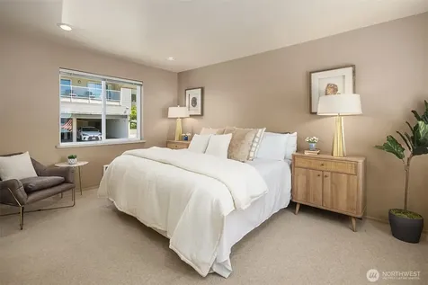 10203 47th Avenue SW Seattle WA 98146