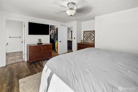27519 72nd Avenue E Graham WA 98338