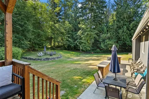 27519 72nd Avenue E Graham WA 98338