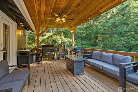 27519 72nd Avenue E Graham WA 98338