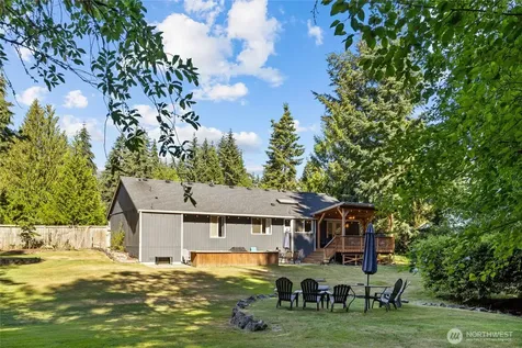 27519 72nd Avenue E Graham WA 98338