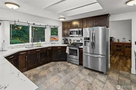 27519 72nd Avenue E Graham WA 98338