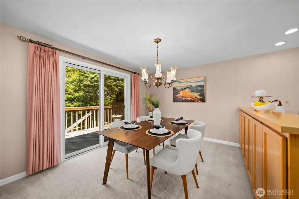 15734 14th Avenue SW Burien WA 98166
