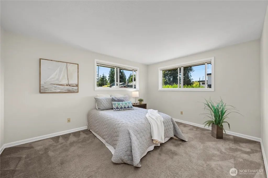 15734 14th Avenue SW Burien WA 98166