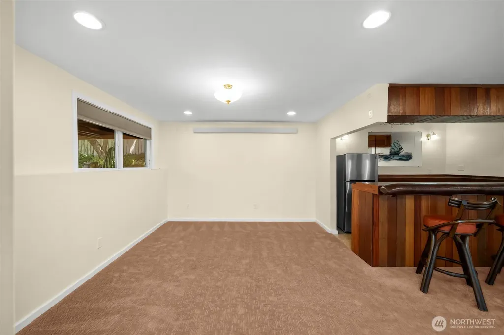 15734 14th Avenue SW Burien WA 98166