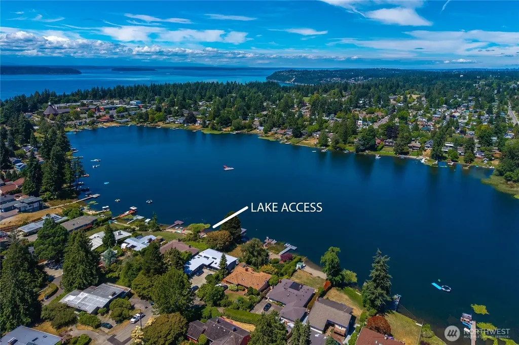15734 14th Avenue SW Burien WA 98166