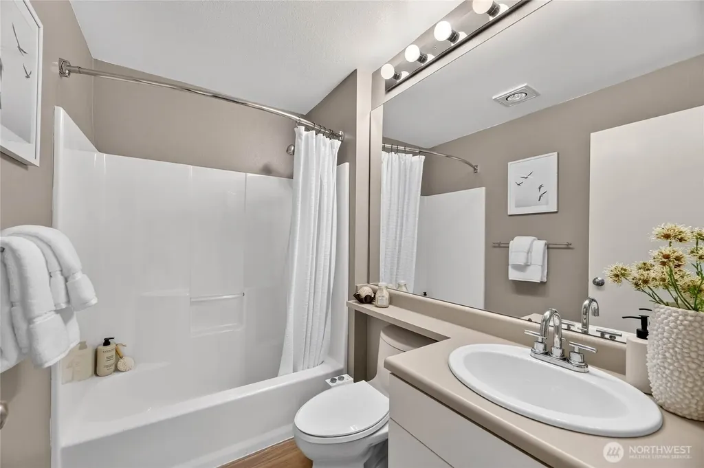 2920 Alki Avenue SW Seattle WA 98116
