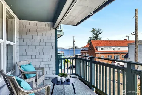 2920 Alki Avenue SW Seattle WA 98116