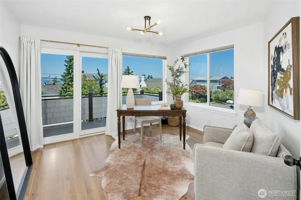 4048 56th Avenue SW Seattle WA 98116