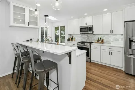 4048 56th Avenue SW Seattle WA 98116