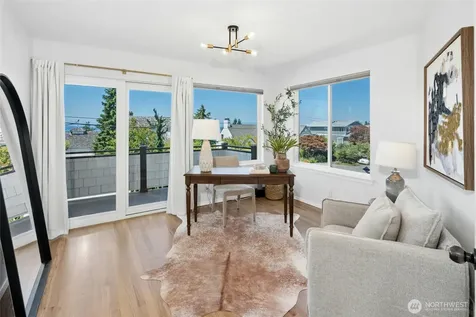 4048 56th Avenue SW Seattle WA 98116