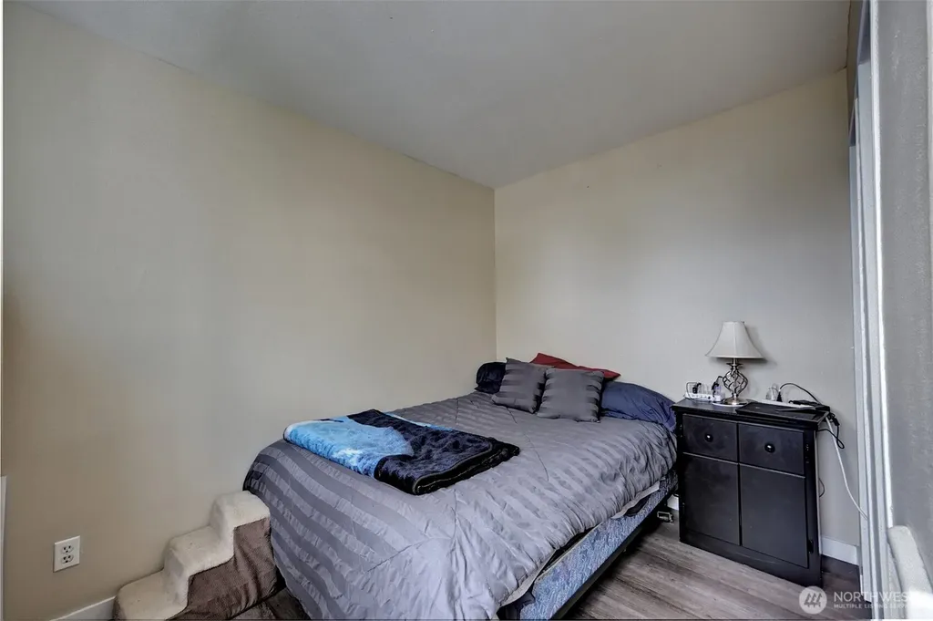 109 N Washington Street Aberdeen WA 98520