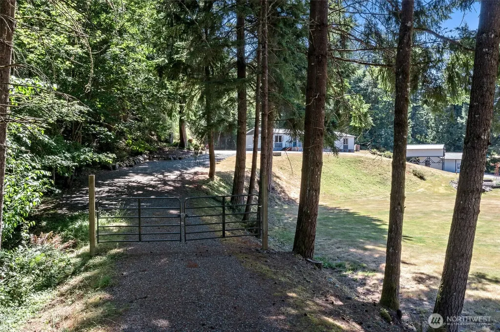 15722 Ap Tubbs Road E Buckley WA 98321
