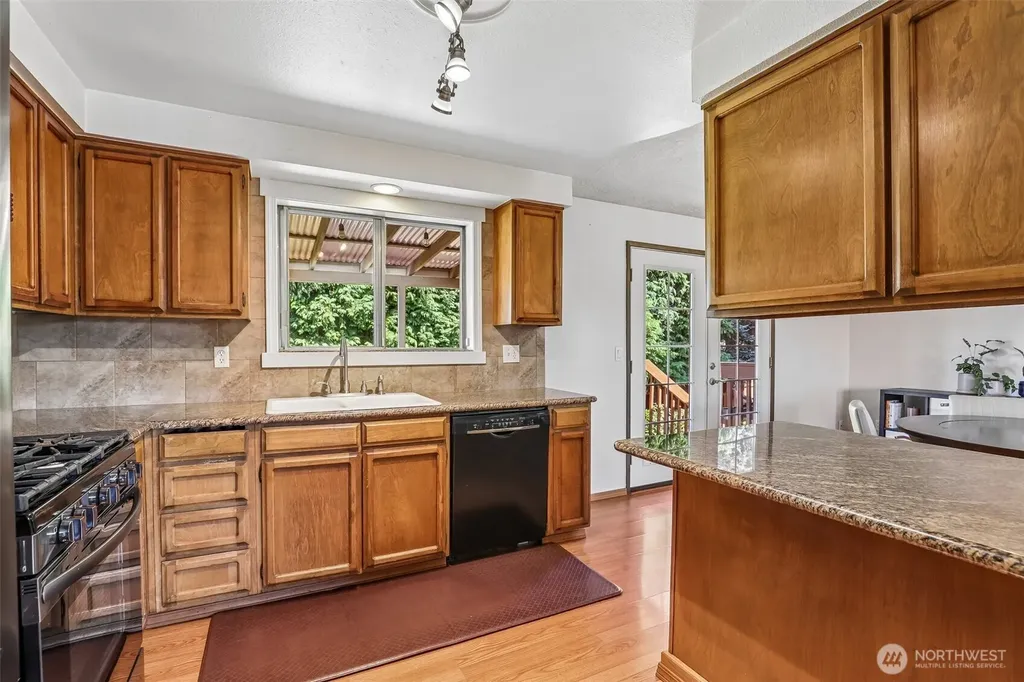 10015 NW 17th Avenue Vancouver WA 98685
