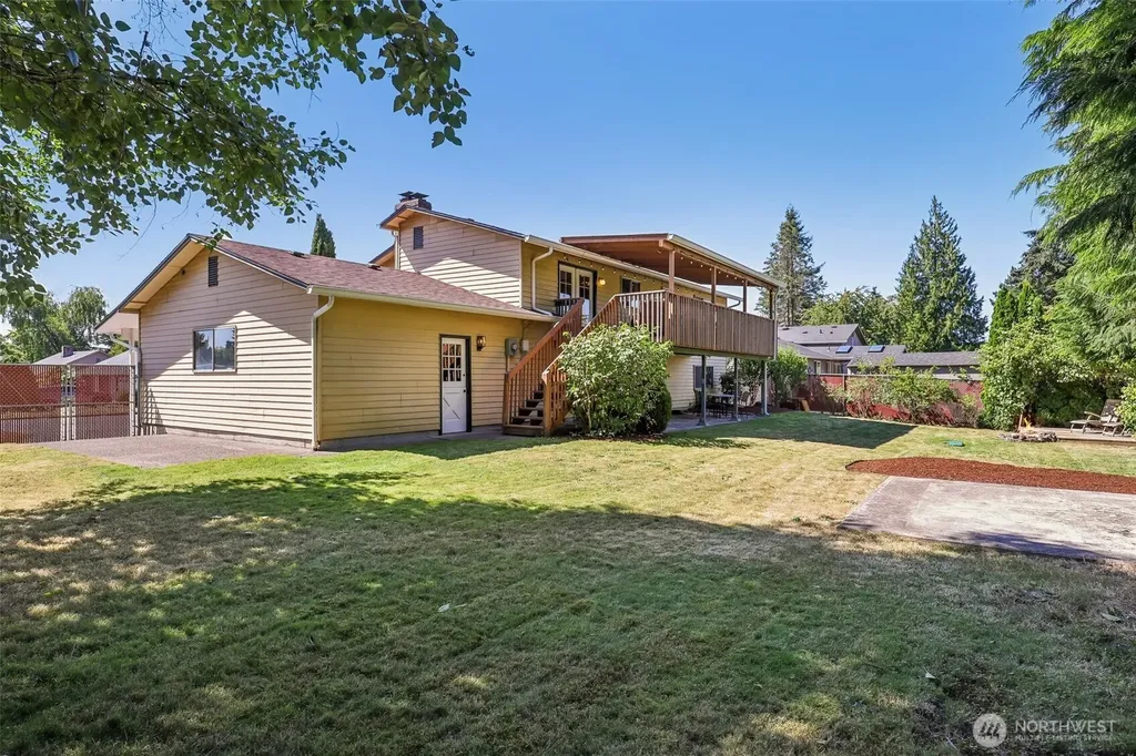 10015 NW 17th Avenue Vancouver WA 98685