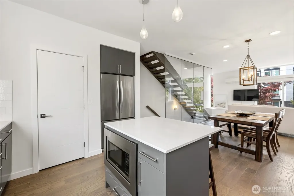 1707 NW 63rd Street Seattle WA 98107