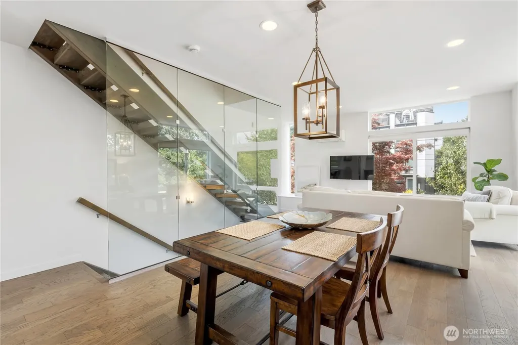 1707 NW 63rd Street Seattle WA 98107