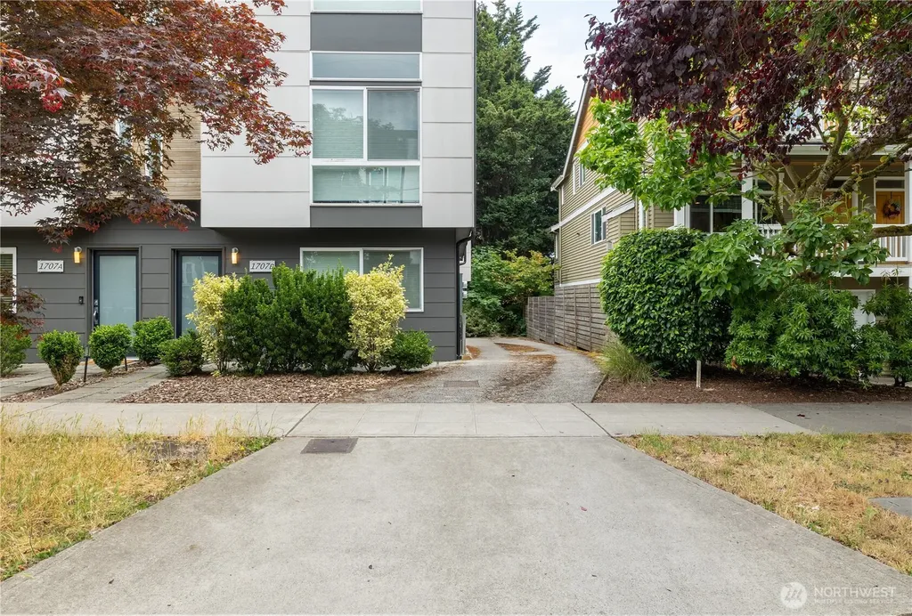 1707 NW 63rd Street Seattle WA 98107