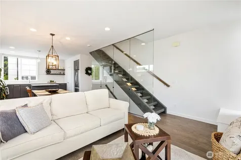 1707 NW 63rd Street Seattle WA 98107