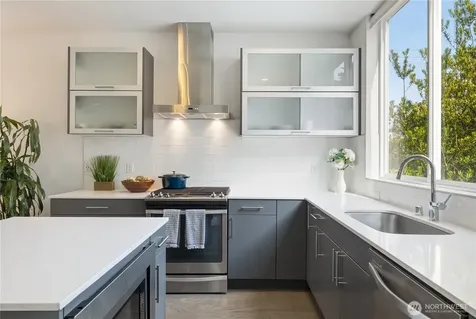 1707 NW 63rd Street Seattle WA 98107