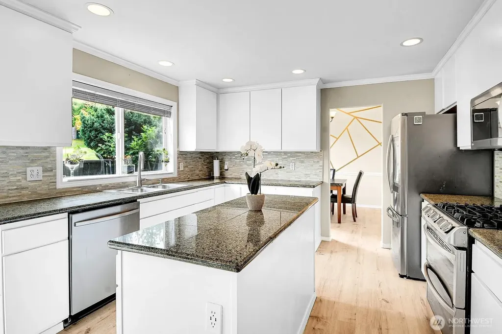 2924 101st Place SE Everett WA 98208