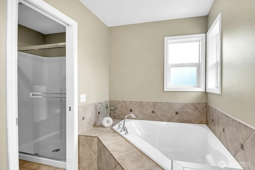 2924 101st Place SE Everett WA 98208