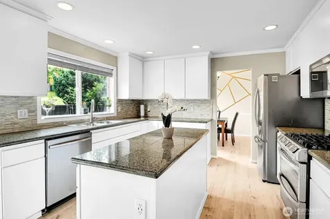 2924 101st Place SE Everett WA 98208