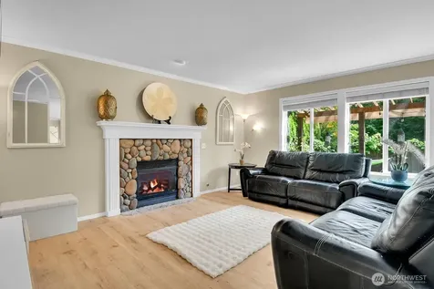 2924 101st Place SE Everett WA 98208