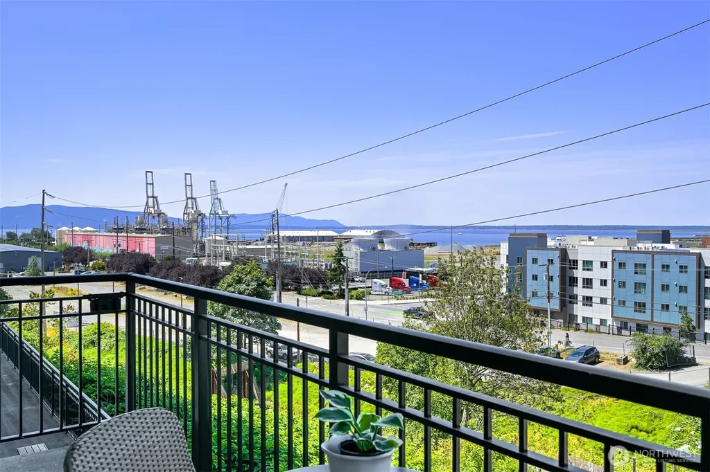 1015 Railroad Avenue Bellingham WA 98225