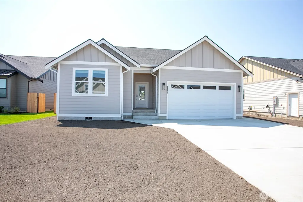 317 W 3rd Street Everson WA 98247