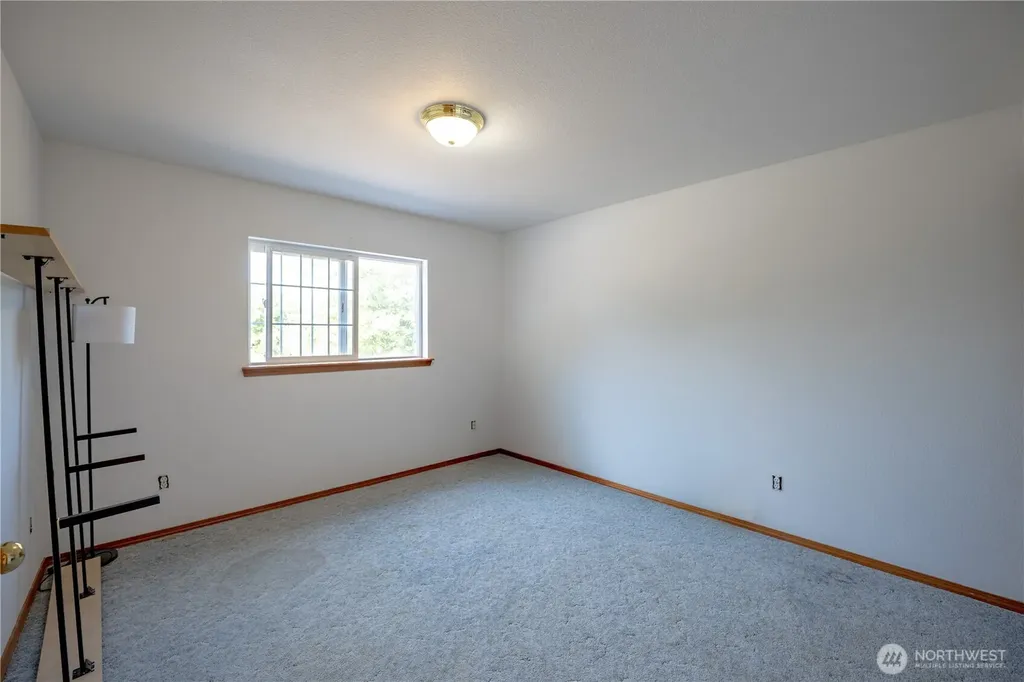 1027 Franklin Drive Cosmopolis WA 98537
