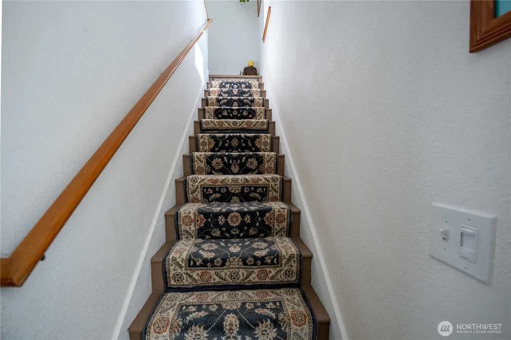 1027 Franklin Drive Cosmopolis WA 98537