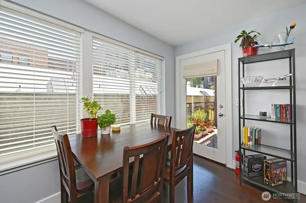 1711 E Olive Way Seattle WA 98102