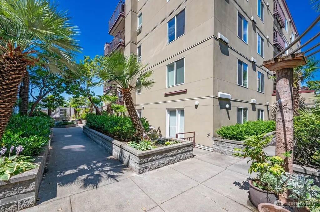 1711 E Olive Way Seattle WA 98102