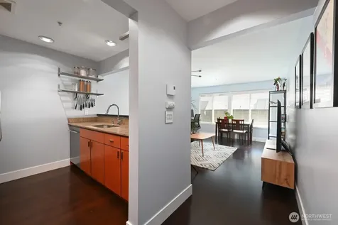 1711 E Olive Way Seattle WA 98102