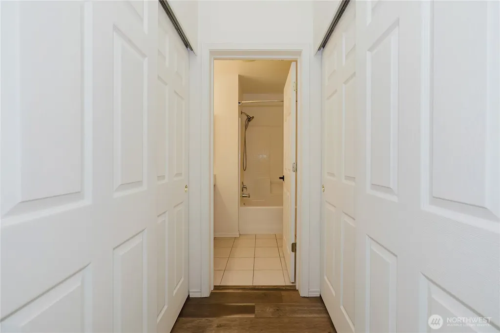 2759 Diamond Loop Unit Milton WA 98354