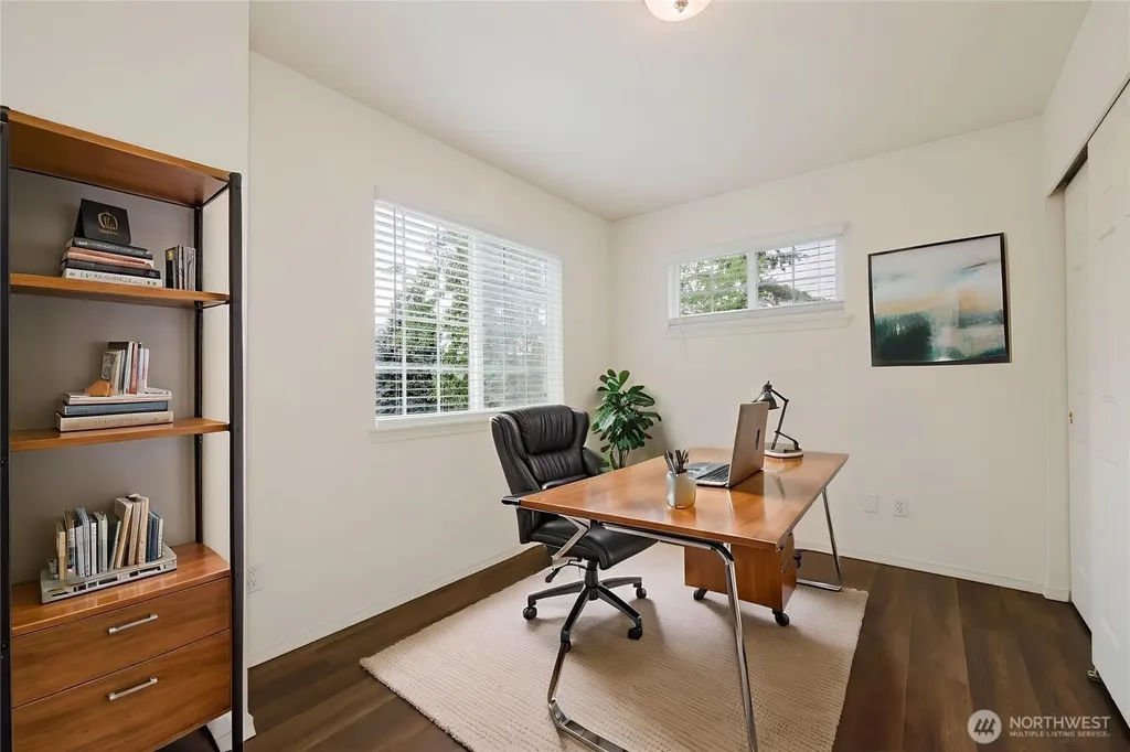 2759 Diamond Loop Unit Milton WA 98354