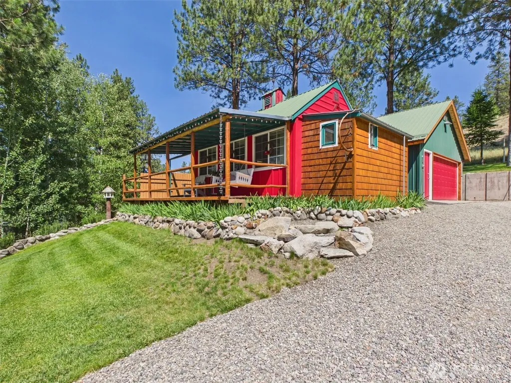 10 Wayland Cove Road Republic WA 99166