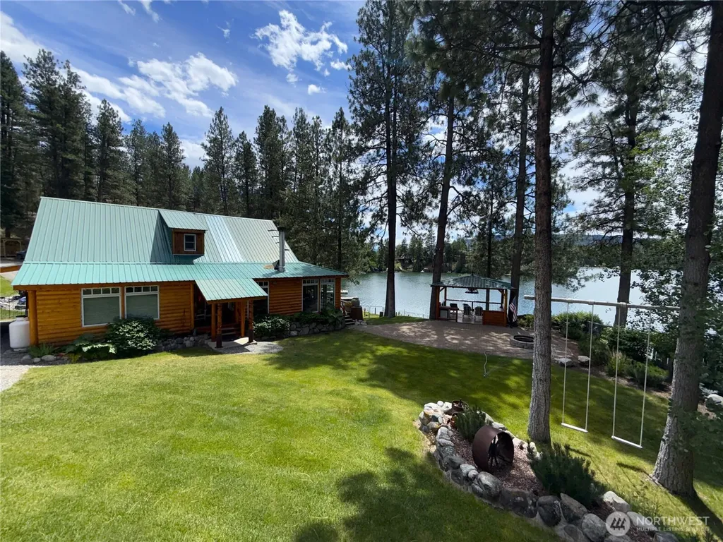10 Wayland Cove Road Republic WA 99166