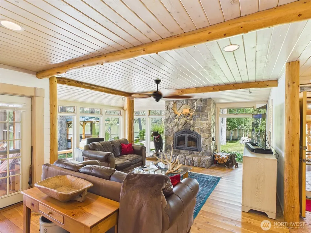 10 Wayland Cove Road Republic WA 99166