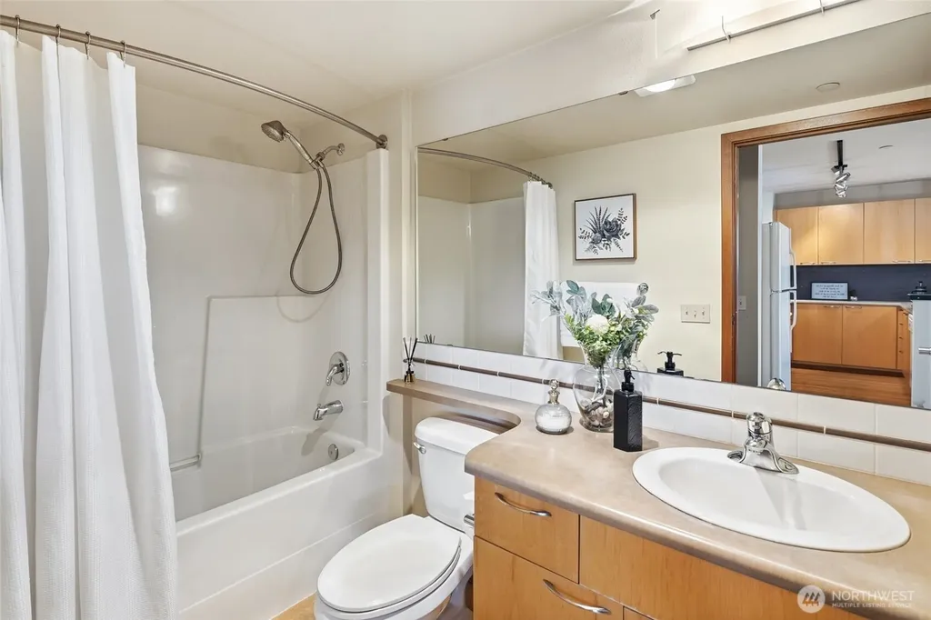 12334 31st Avenue NE Seattle WA 98125