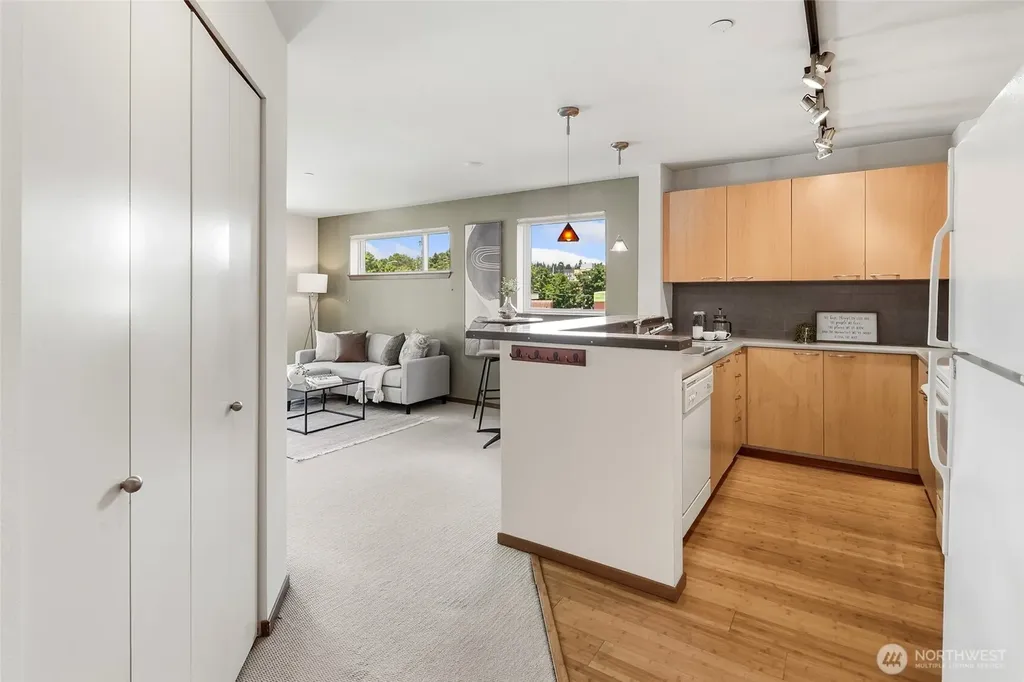 12334 31st Avenue NE Seattle WA 98125