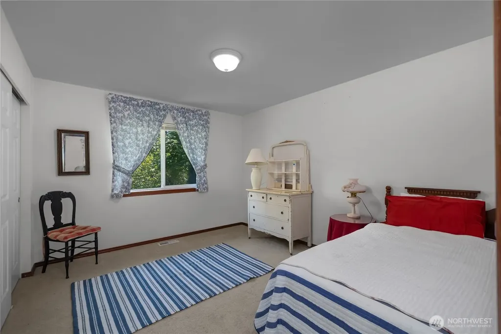 119 Summit Loop Mccleary WA 98557