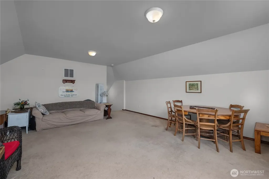 119 Summit Loop Mccleary WA 98557