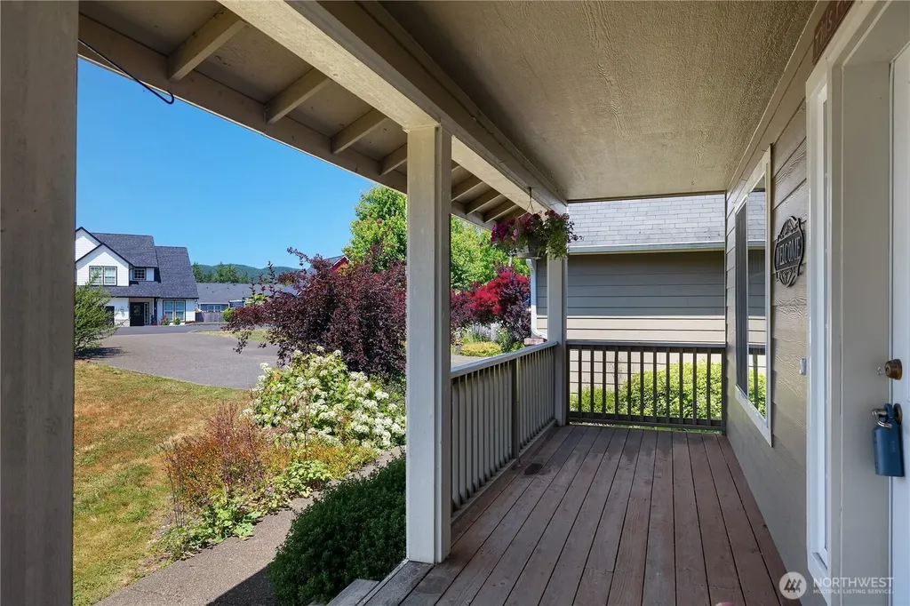119 Summit Loop Mccleary WA 98557