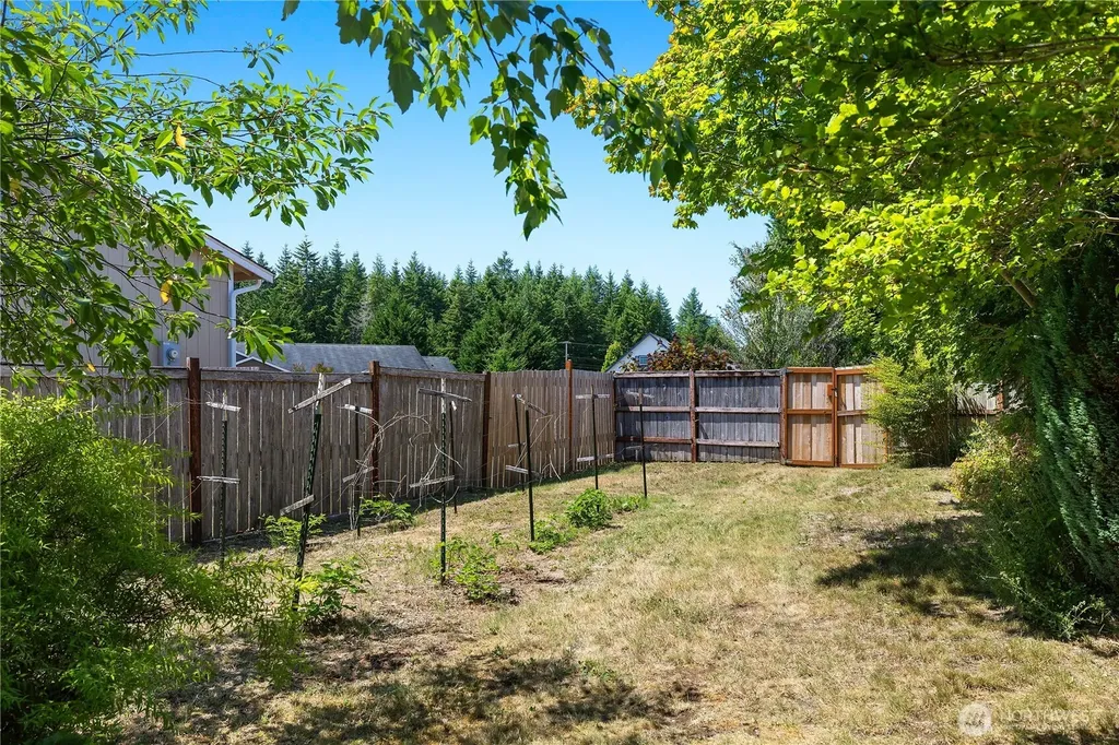 119 Summit Loop Mccleary WA 98557