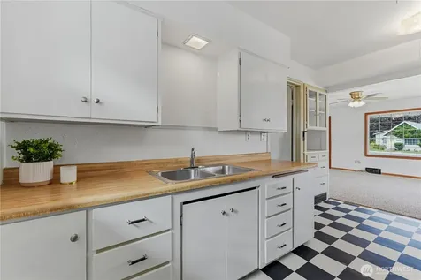 1325 9th Street Wenatchee WA 98801