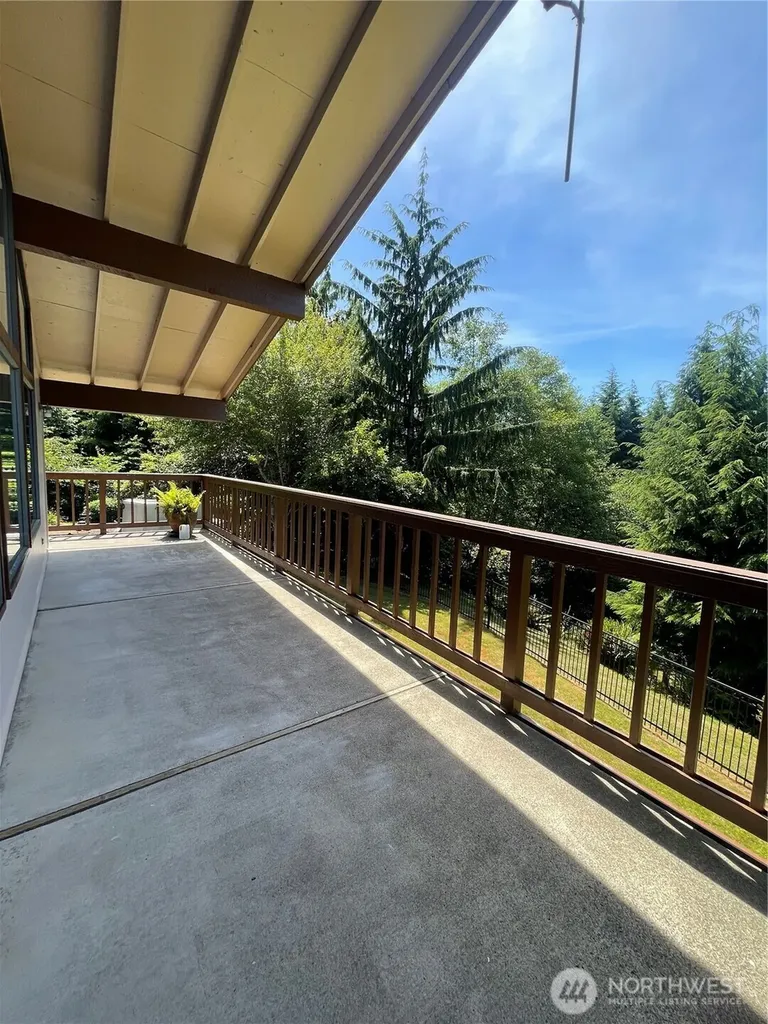 2151 Raymond-south Bend Road Raymond WA 98577