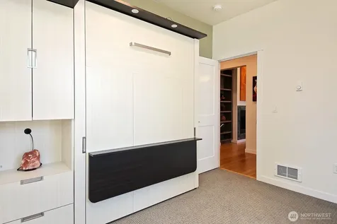 512 Cascade Avenue Langley WA 98260
